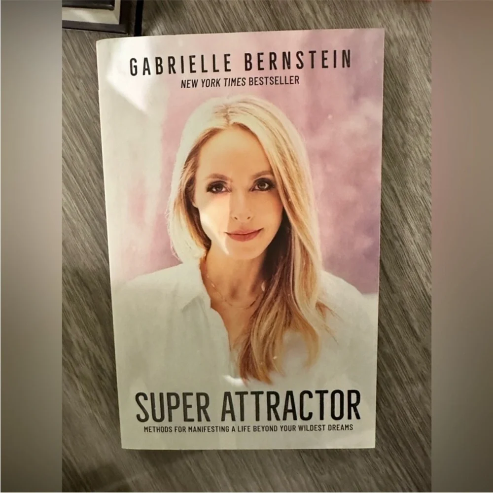 SELF-HELP AND MANIFESTATION BOOKS -bundle of 5 books, Sincero, Gabby, etc. Money